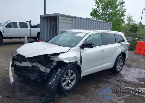 2015 Toyota Highlander Xle V6 z USA, uszkodzony, nr VIN 5TDJKRFH2FS131663